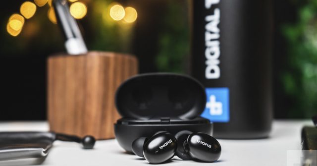 The 6 Best Apple AirPods Alternatives for Android, Windows, and iOS